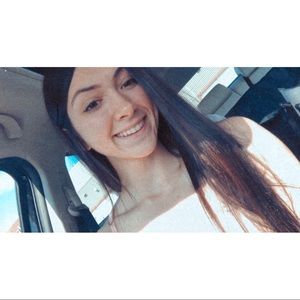 Meet your Posher, Alyssa